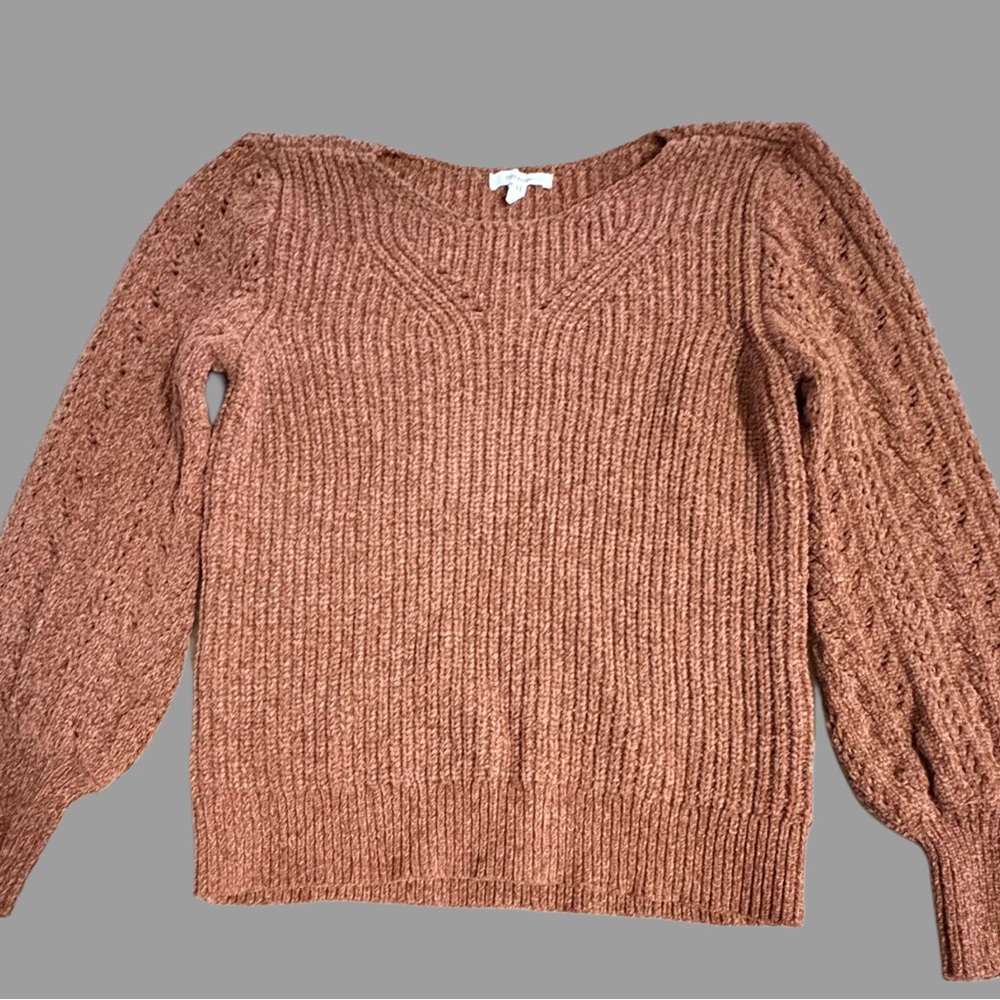 Maurices Knit Sweater Size Small – Excellent Condition